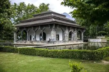 perfect Anantnag pilgrimage trip